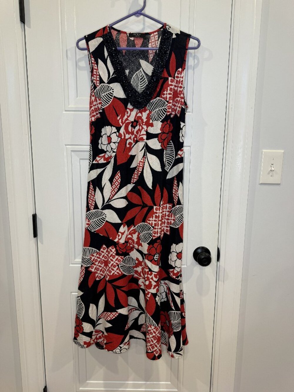 100% Linen Sleeveless Black, Red & White Floral  Midi Dress Beaded V-Neck EUC 12